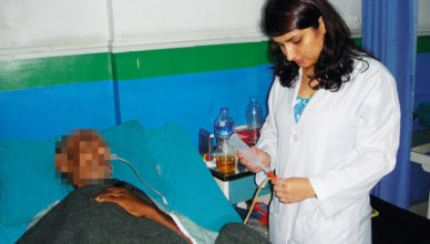 Hilfe für junge Medizin-Studentin aus Nepal
