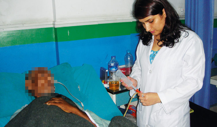 Hilfe für junge Medizin-Studentin aus Nepal